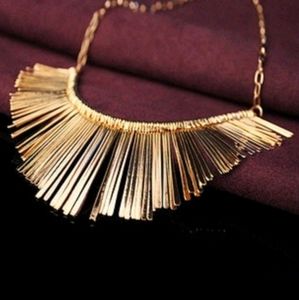 Sexy Gold Geometric Statement Necklace